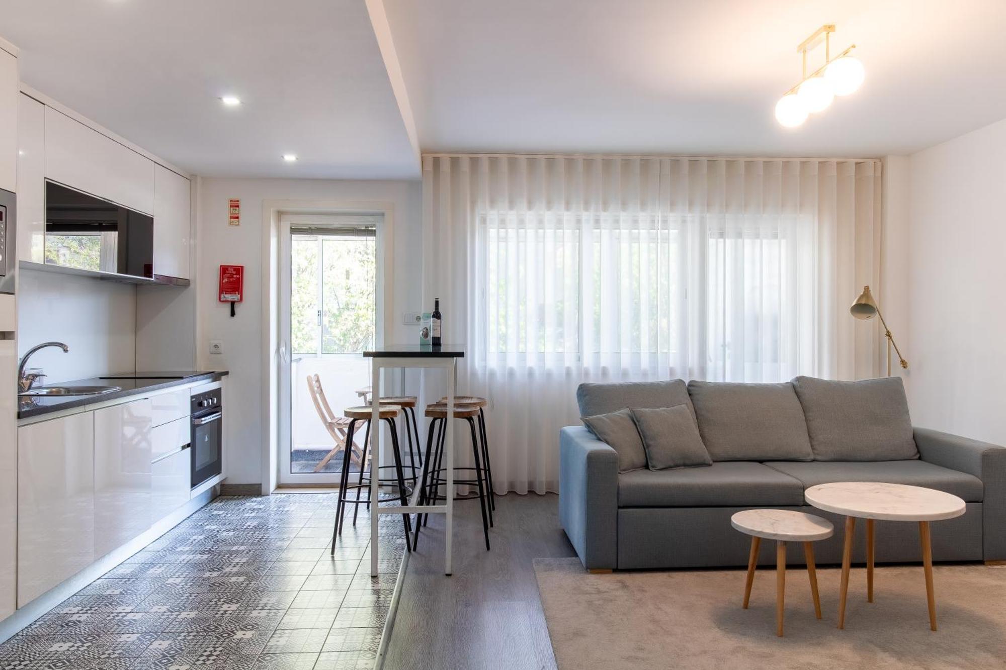 Lovelystay - Boavista Cozy Apartment Porto Exterior photo